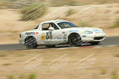 media/Jun-01-2025-CalClub SCCA (Sun) [[eae223c5dd]]/Group 5/Qualifying/